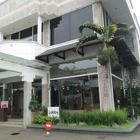 Grand Hotel Lembang Esterno foto