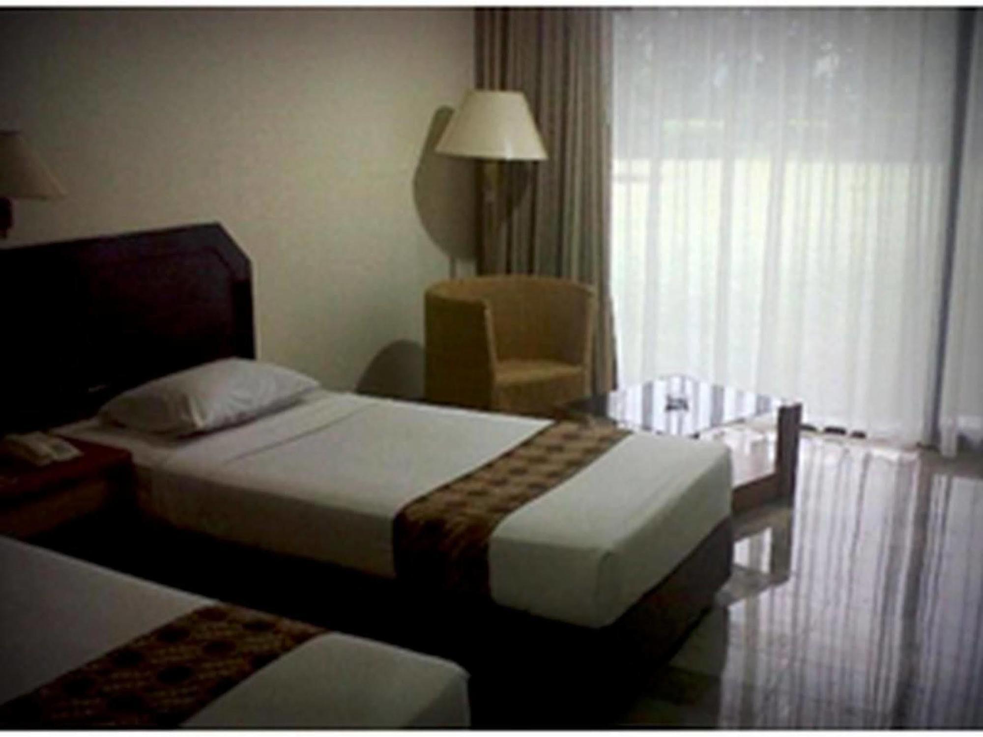 Grand Hotel Lembang Esterno foto